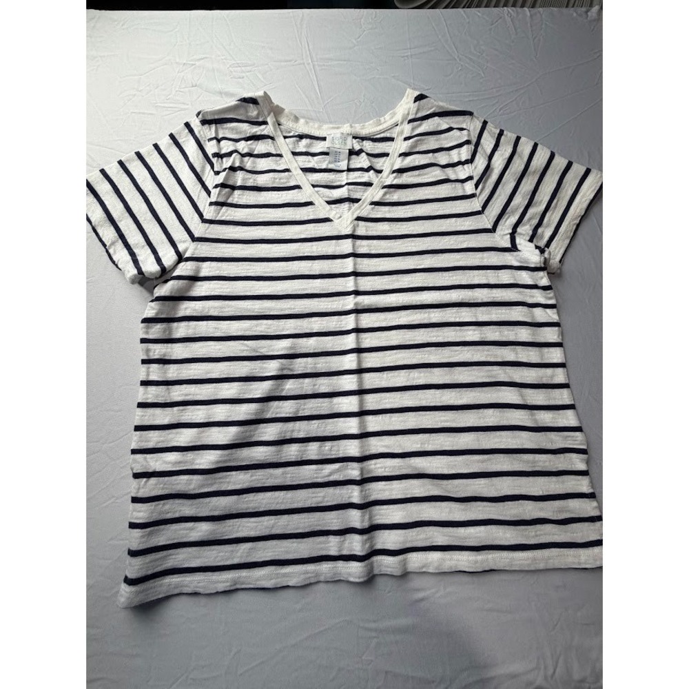 Women's coastal vibe striped tee shirt by Sigrid Olsen / Size medium